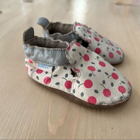 Baby Girl 0-6 Month  Robeez Leather Moccasin Shoes - Picture 3 of 9